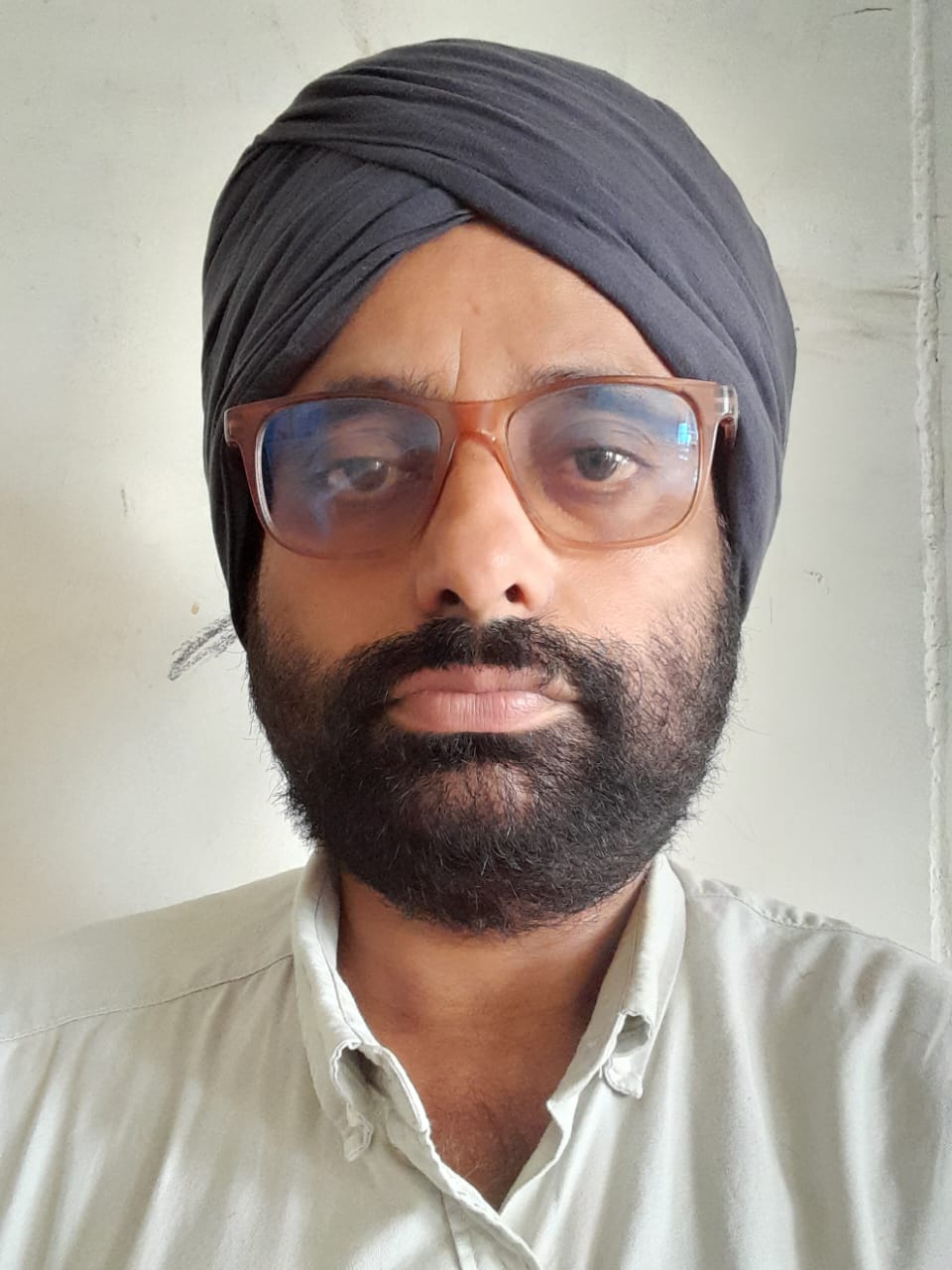 Mr. Iqbal Singh